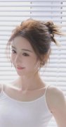 大学生跟老
